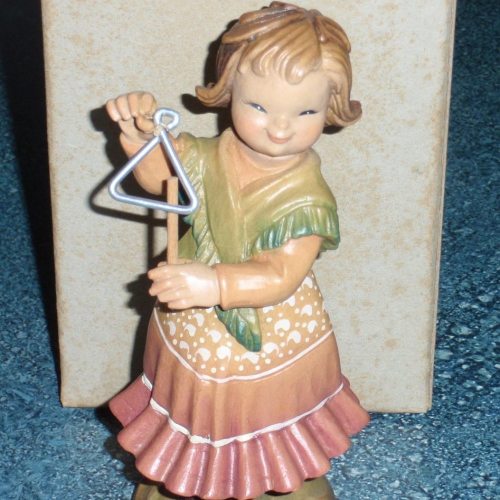 Anri Juan Ferrandiz "TINY SOUNDS" 6" Wood Carved #652004 With Original Box!